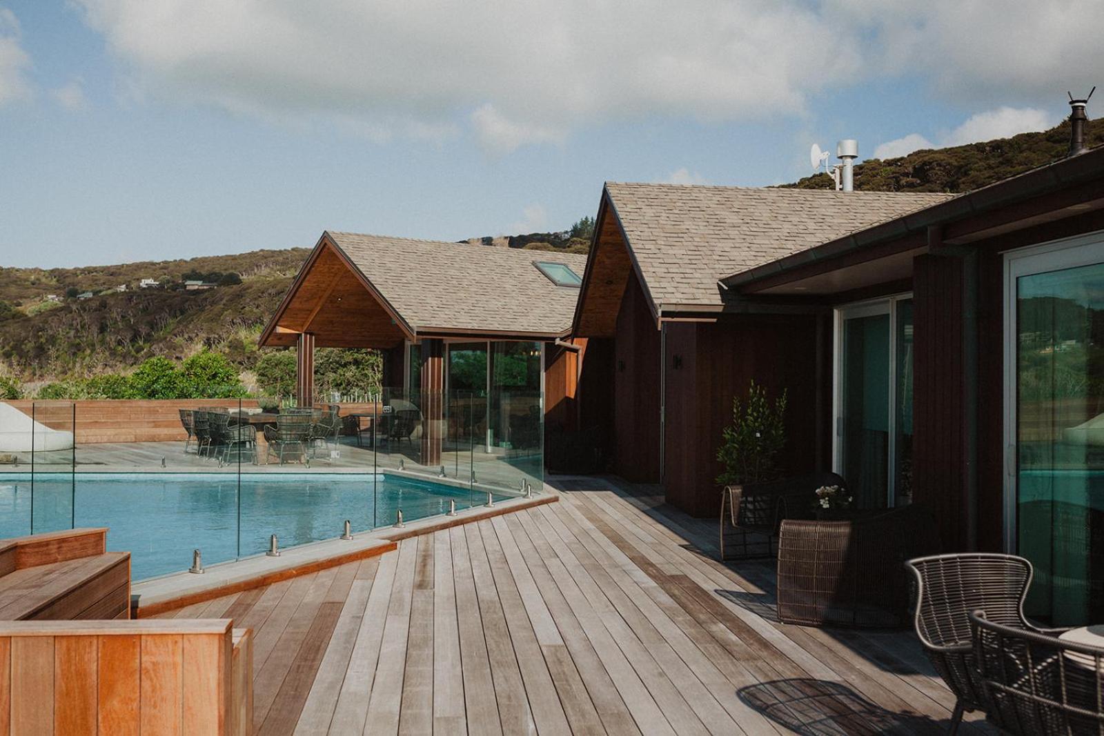 Te Whaanga Retreat & Spa แรกแลนด์ ภายนอก รูปภาพ