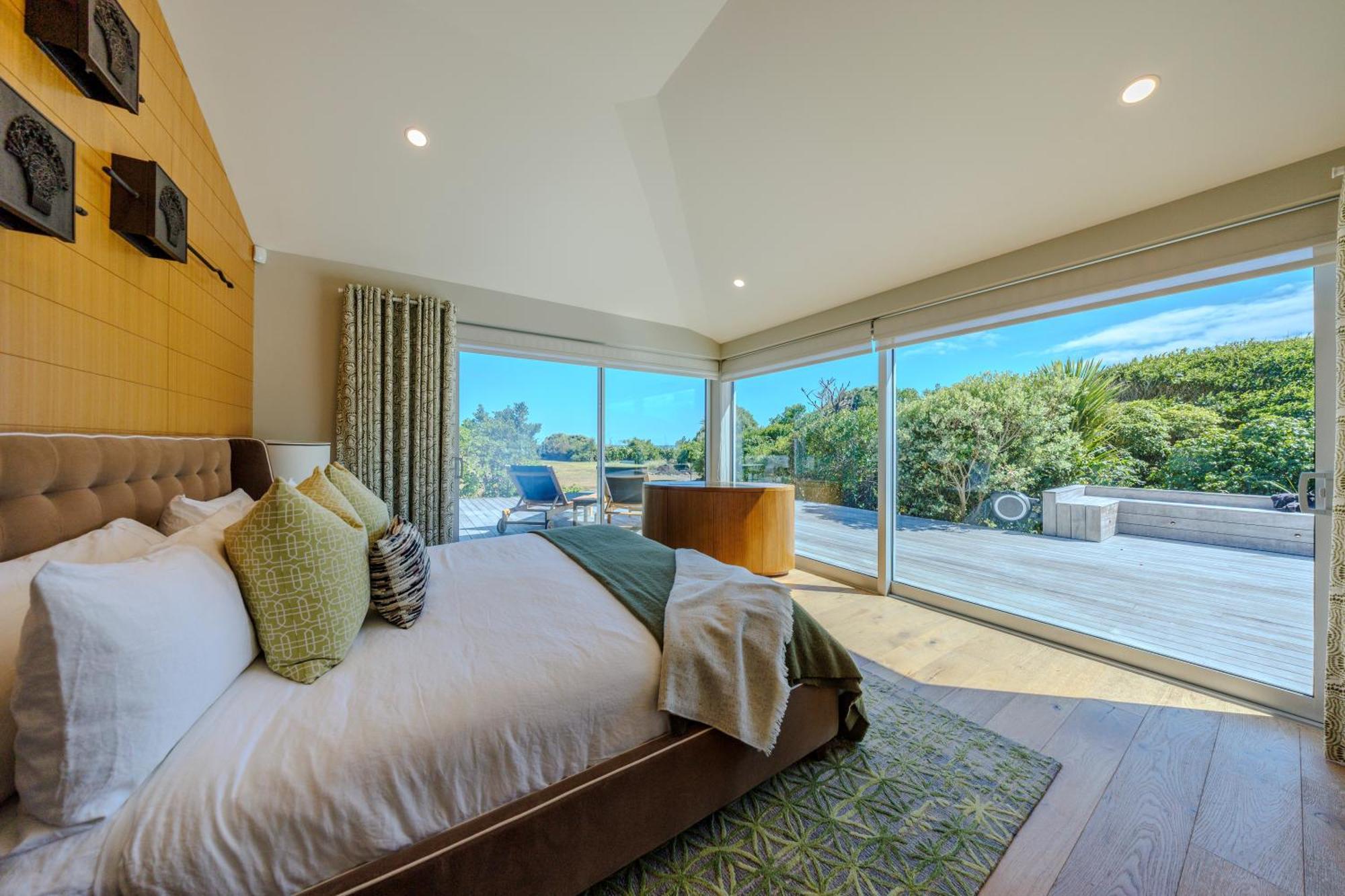 Te Whaanga Retreat & Spa แรกแลนด์ ภายนอก รูปภาพ